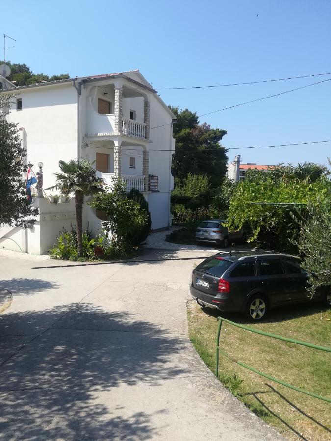 Alemka Apartment Banjol Екстериор снимка