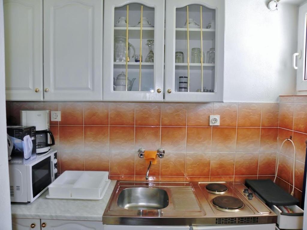 Alemka Apartment Banjol Екстериор снимка